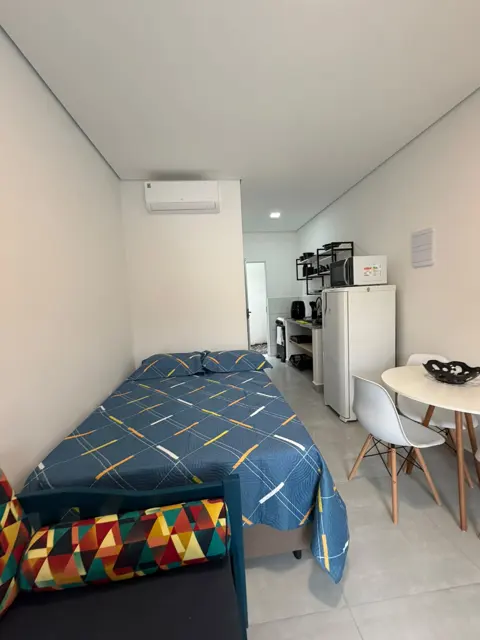 Cama de casal do Studio com ar-condicionado